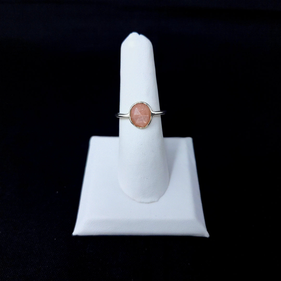 925 Peach Moonstone Silver Ring-Faceted Flat