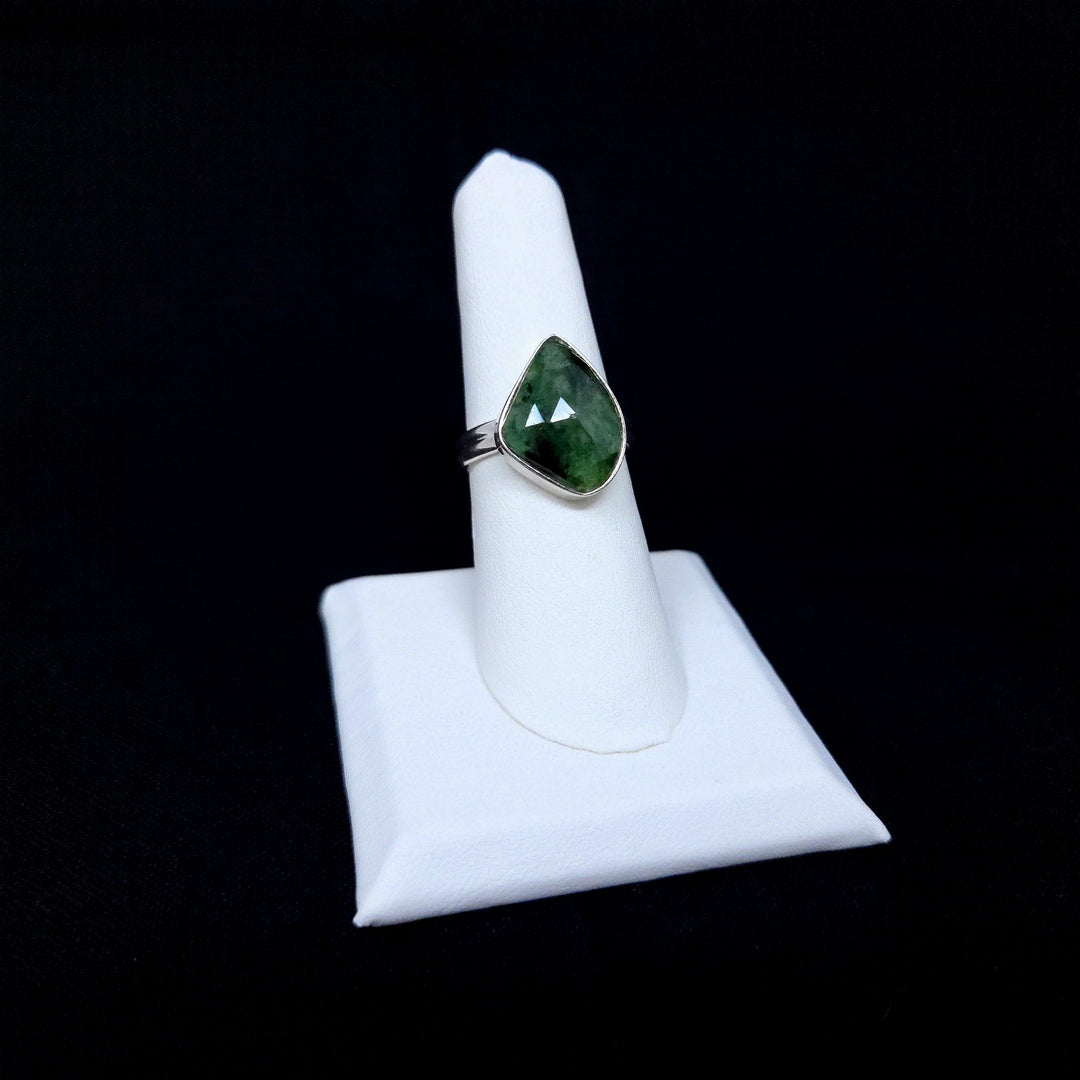 925 Emerald Silver Ring-Faceted